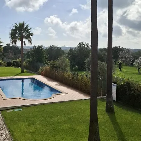 Espacoso Com Piscina